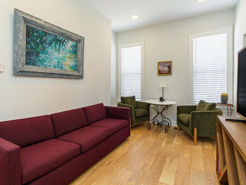 33 W Starr Avenue , Columbus, OH 43201 Photo 10