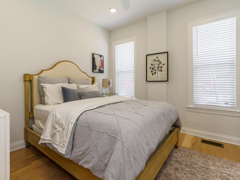 33 W Starr Avenue , Columbus, OH 43201 Photo 16