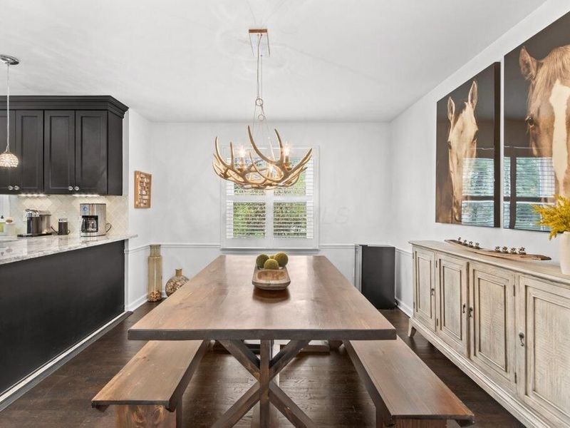 855 Clubview Boulevard S, Columbus, OH 43235 Photo 12