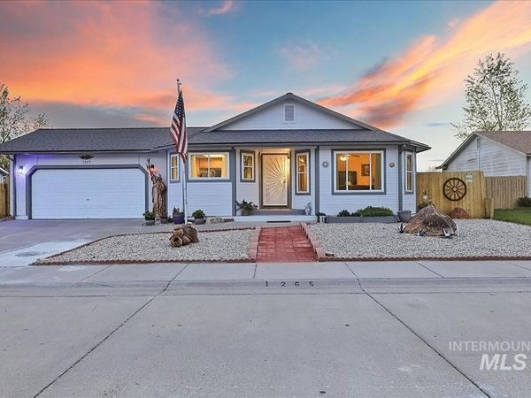1265 Rosewood Street, Mountain Home, ID 83647