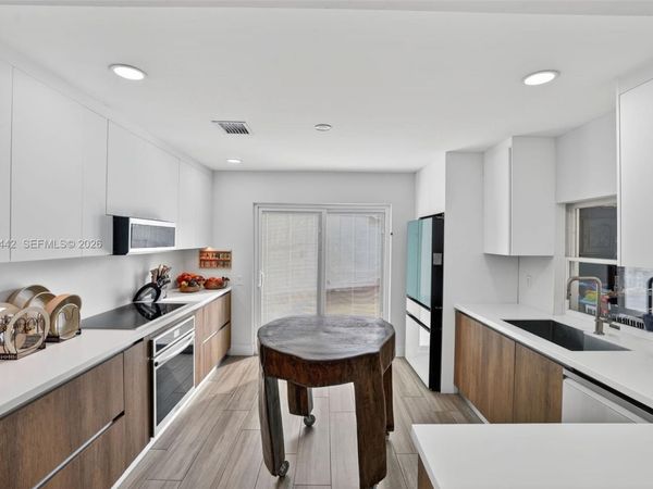 14914 SW 142nd Pl, Miami, FL 33186