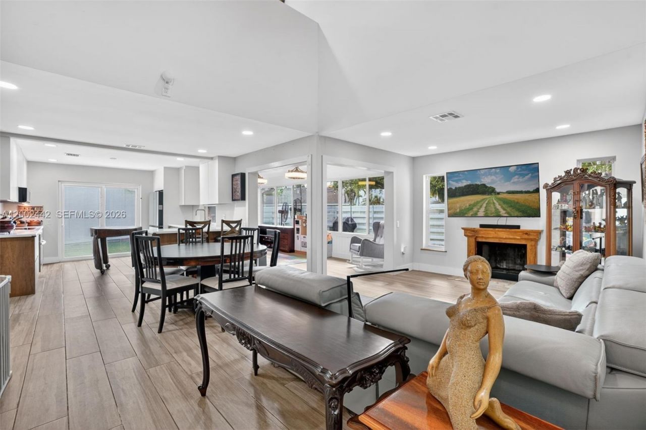 14914 SW 142nd Pl, Miami, FL 33186 Photo