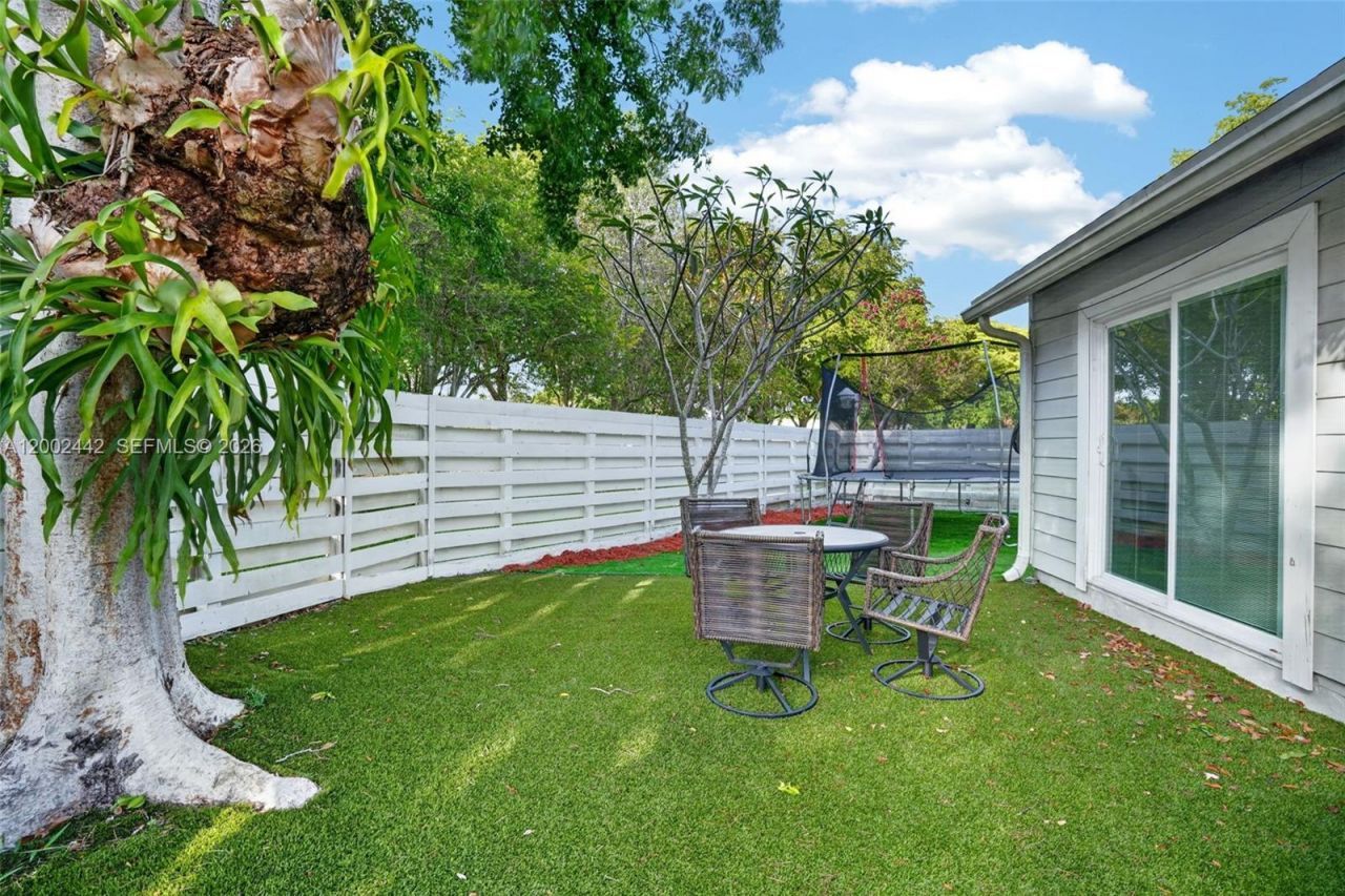 14914 SW 142nd Pl, Miami, FL 33186 Photo