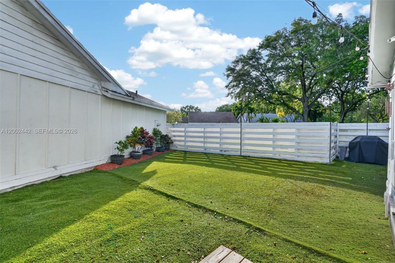 14914 SW 142nd Pl, Miami, FL 33186 Photo