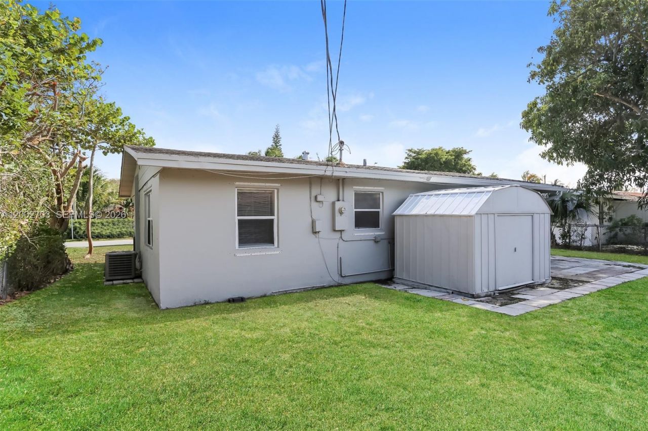 1425 NE 29th St, Pompano Beach, FL 33064 Photo