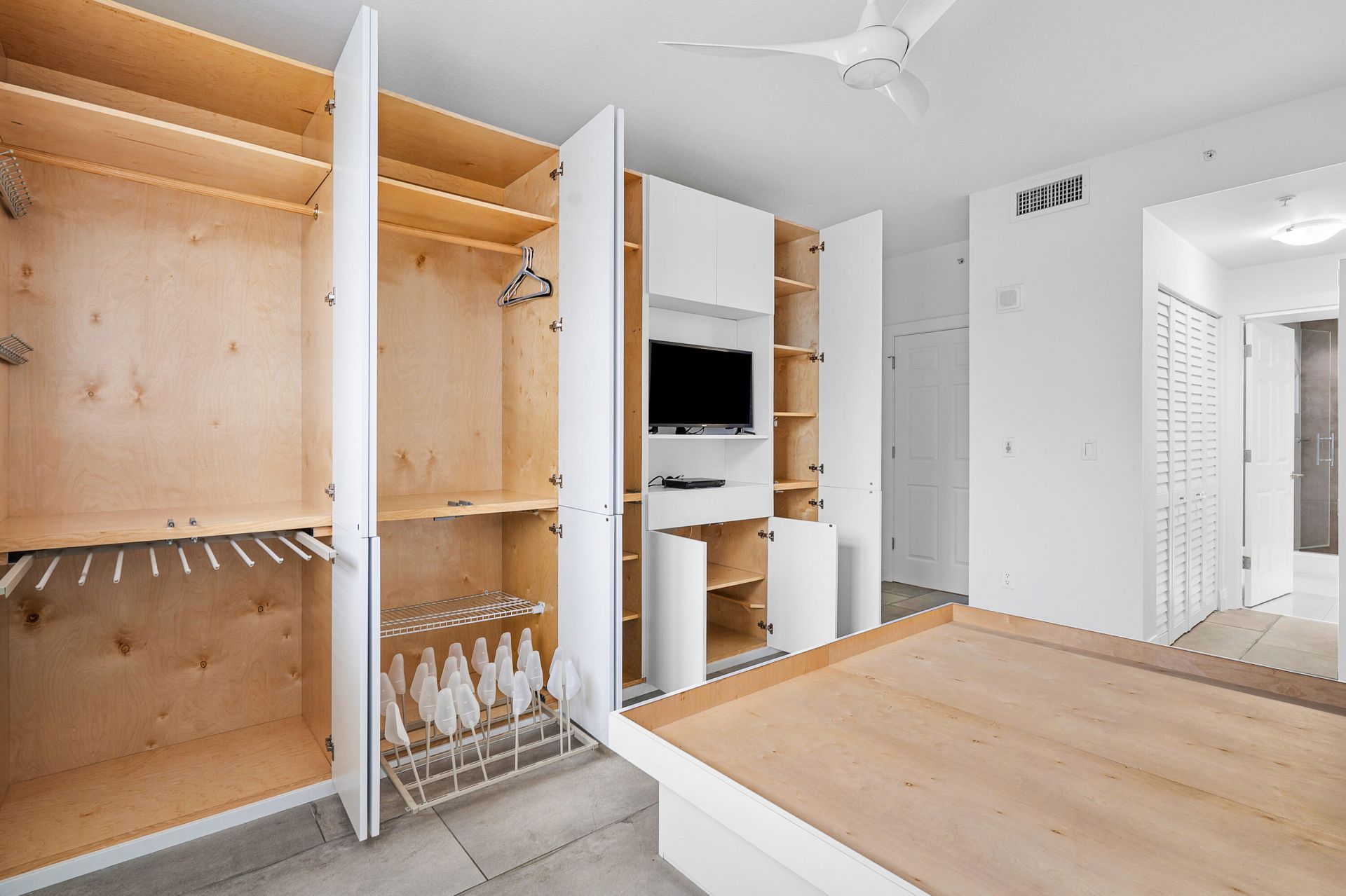 233 S Federal Highway, Unit 323, Boca Raton, FL 33432 Photo