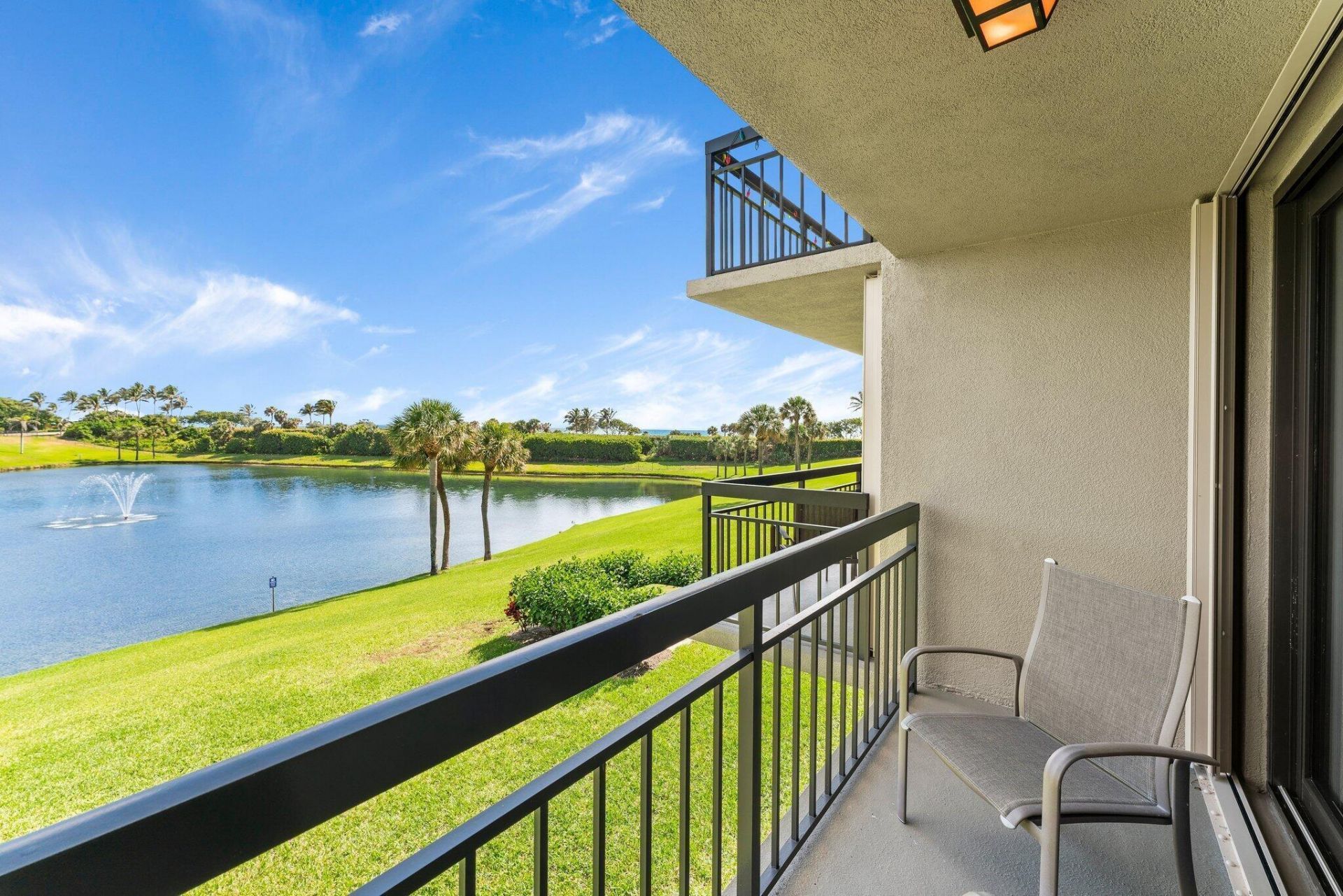 601 S Seas Drive, Unit 203, Jupiter, FL 33477 Photo