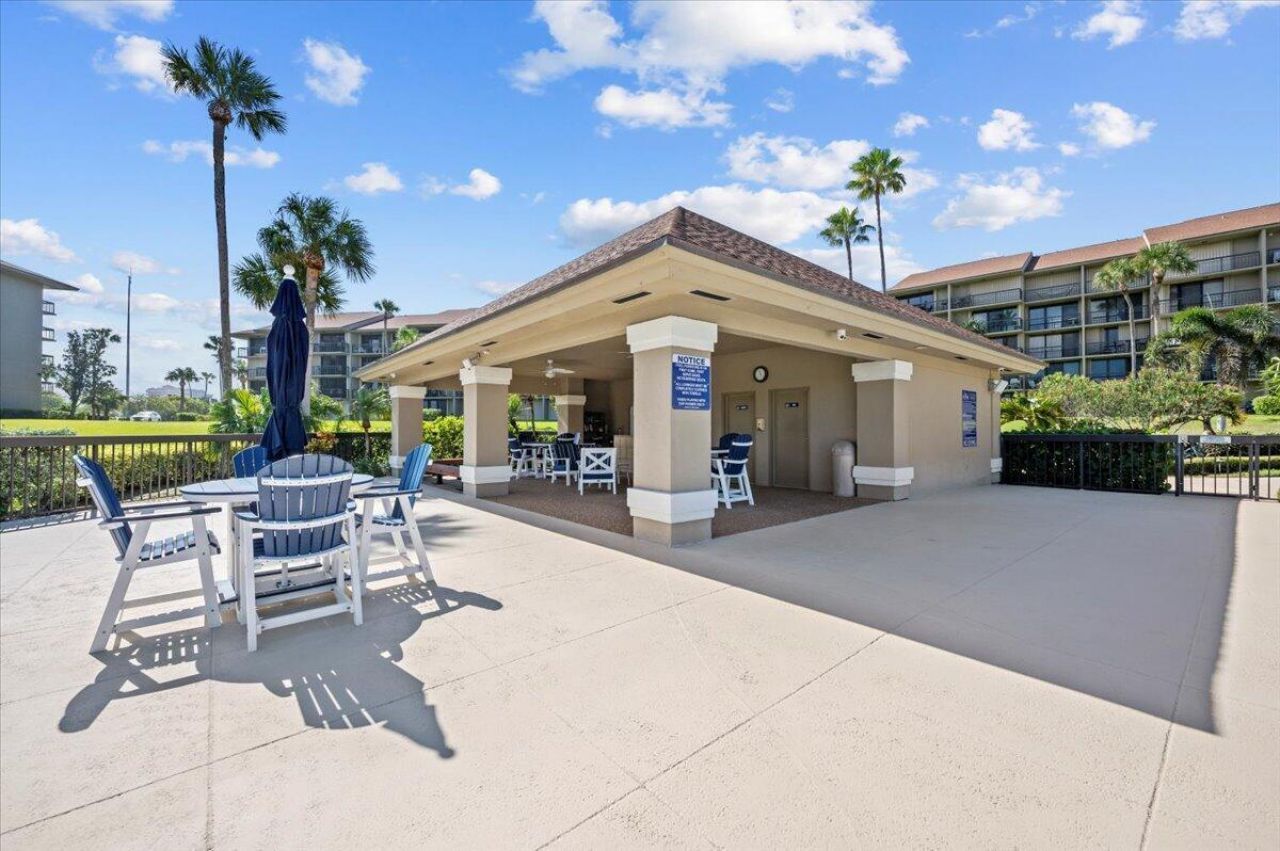 601 S Seas Drive, Unit 203, Jupiter, FL 33477 Photo