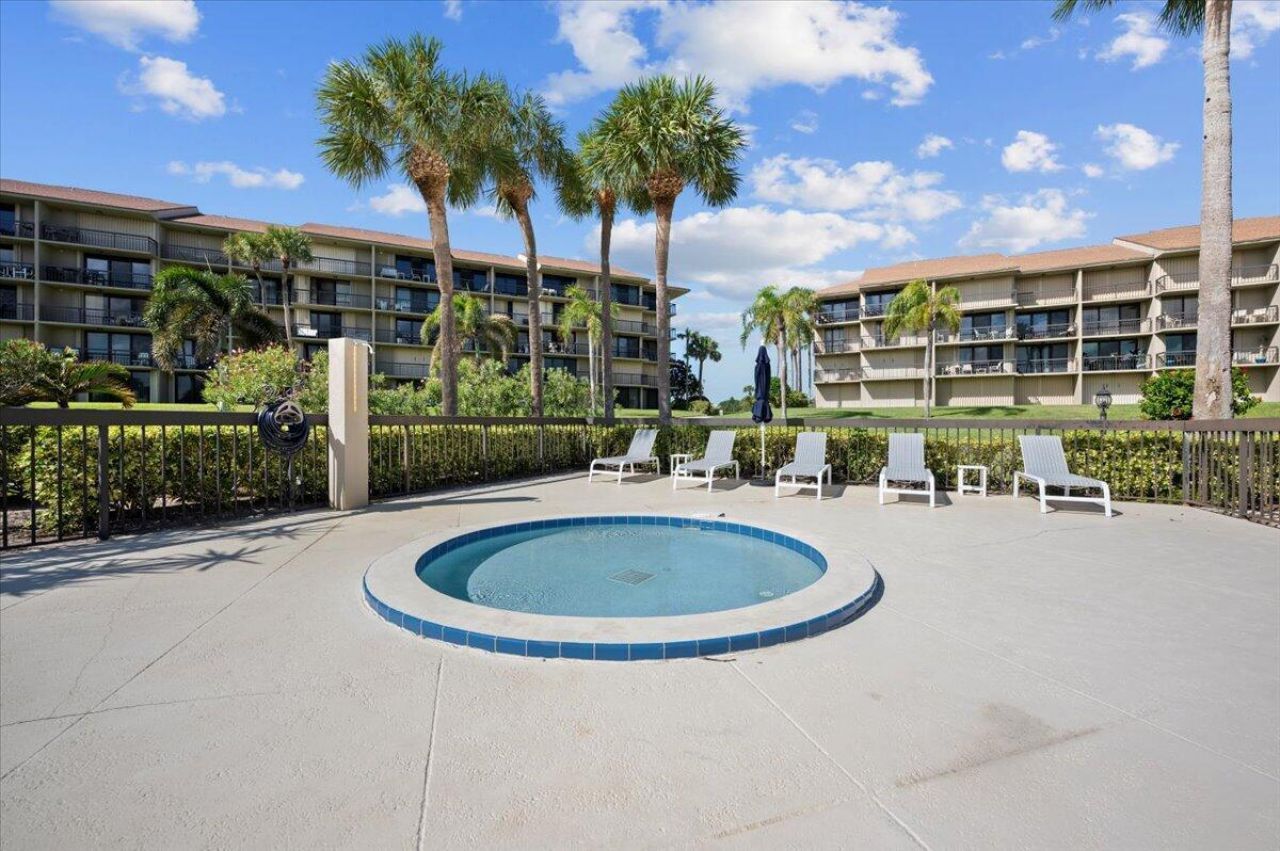 601 S Seas Drive, Unit 203, Jupiter, FL 33477 Photo