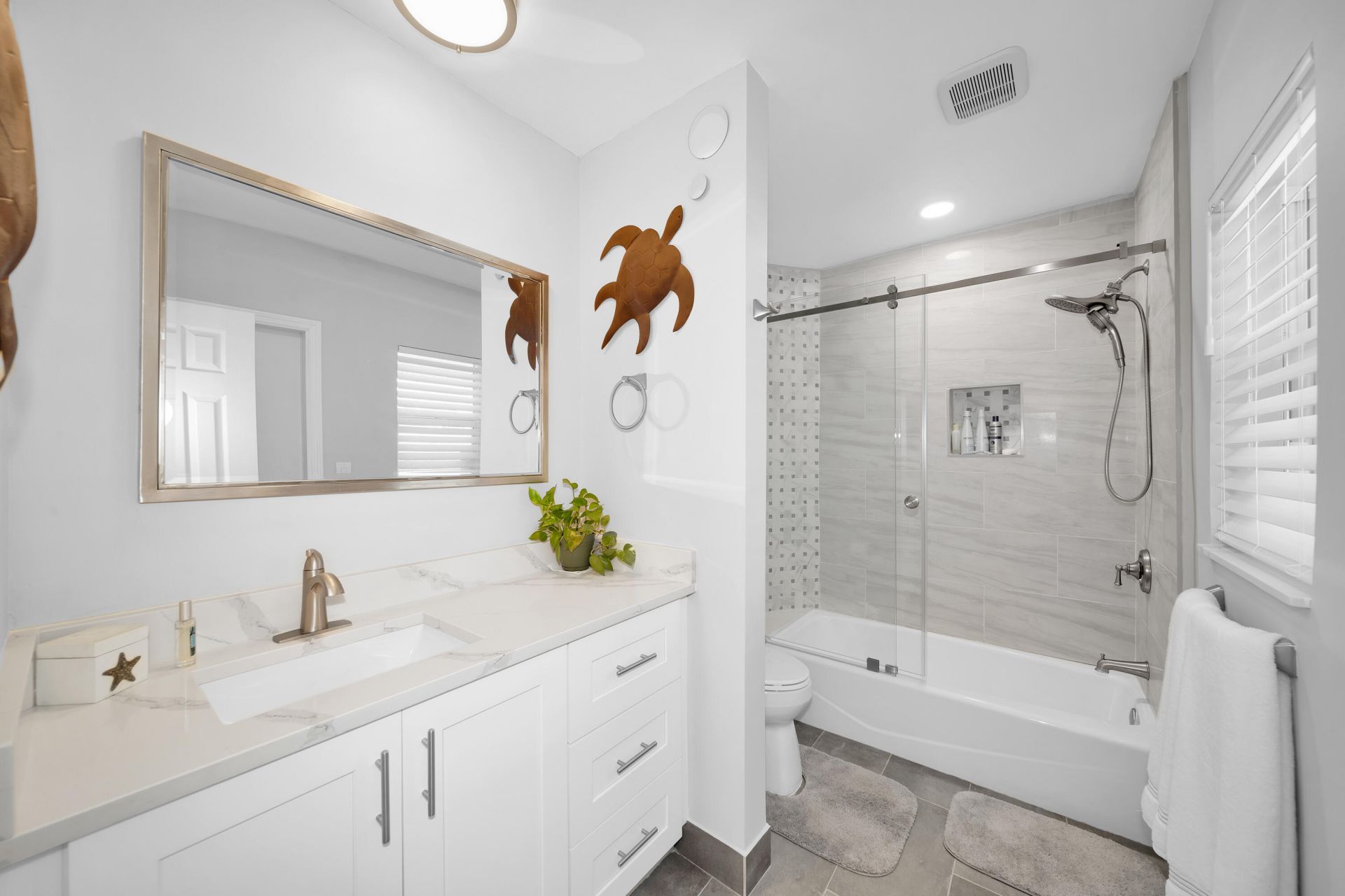 2401 SE 8th Court, Pompano Beach, FL 33062 Photo