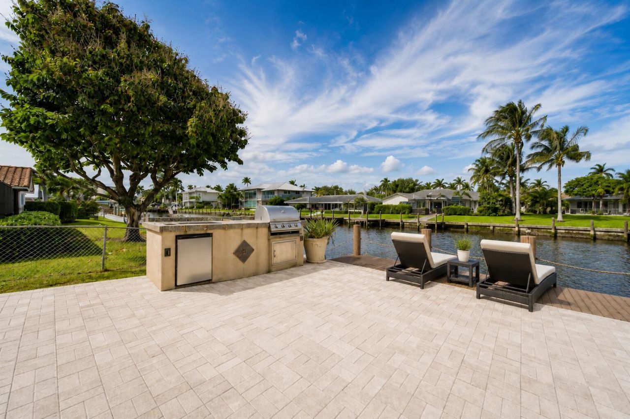 2401 SE 8th Court, Pompano Beach, FL 33062 Photo