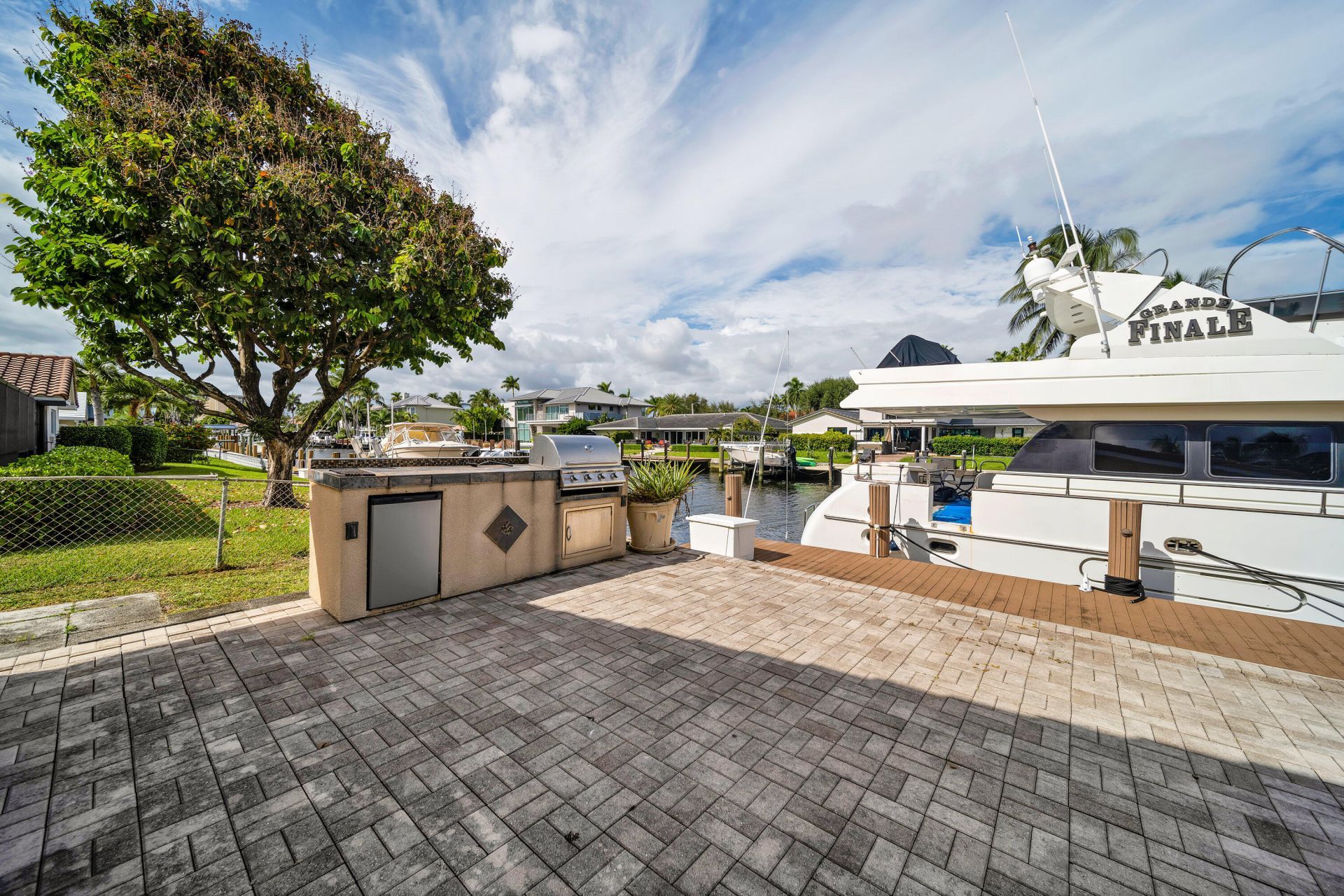 2401 SE 8th Court, Pompano Beach, FL 33062 Photo