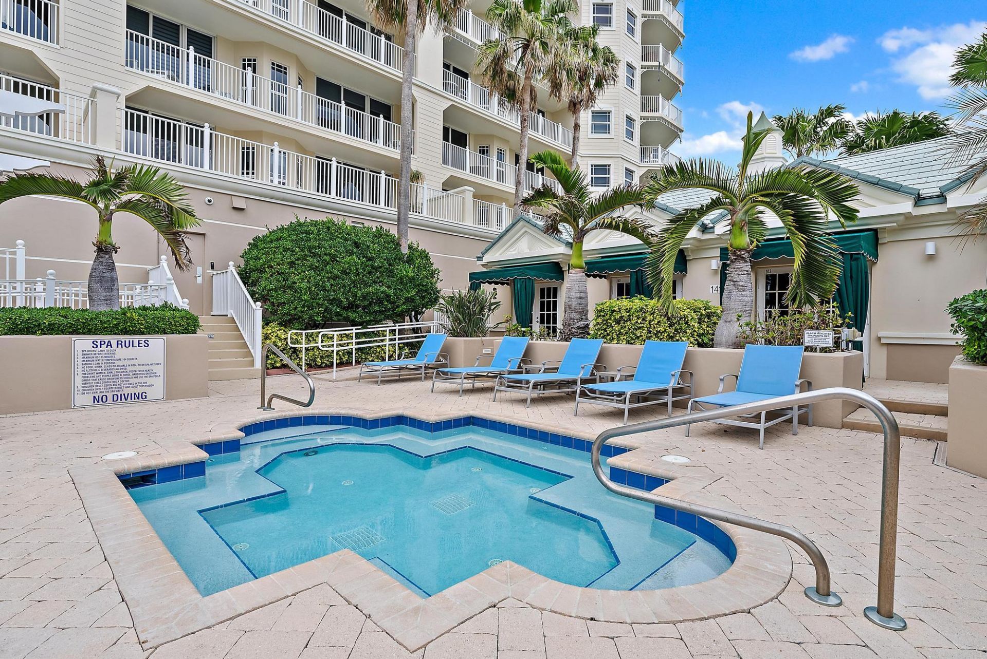 221 Ocean Grande Boulevard, Unit 405, Jupiter, FL 33477 Photo