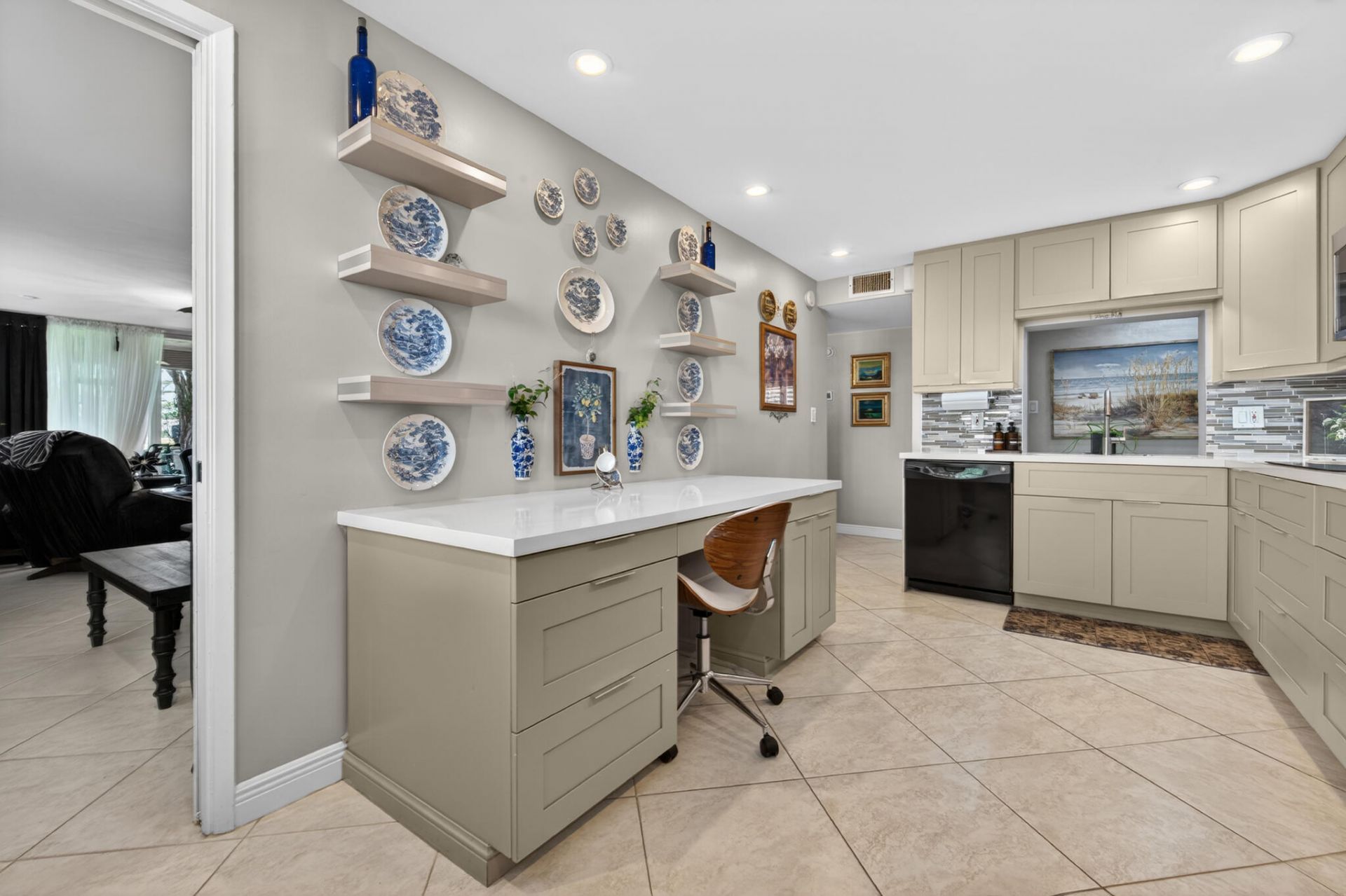 8770 Holly Court, Unit 101, Tamarac, FL 33321 Photo