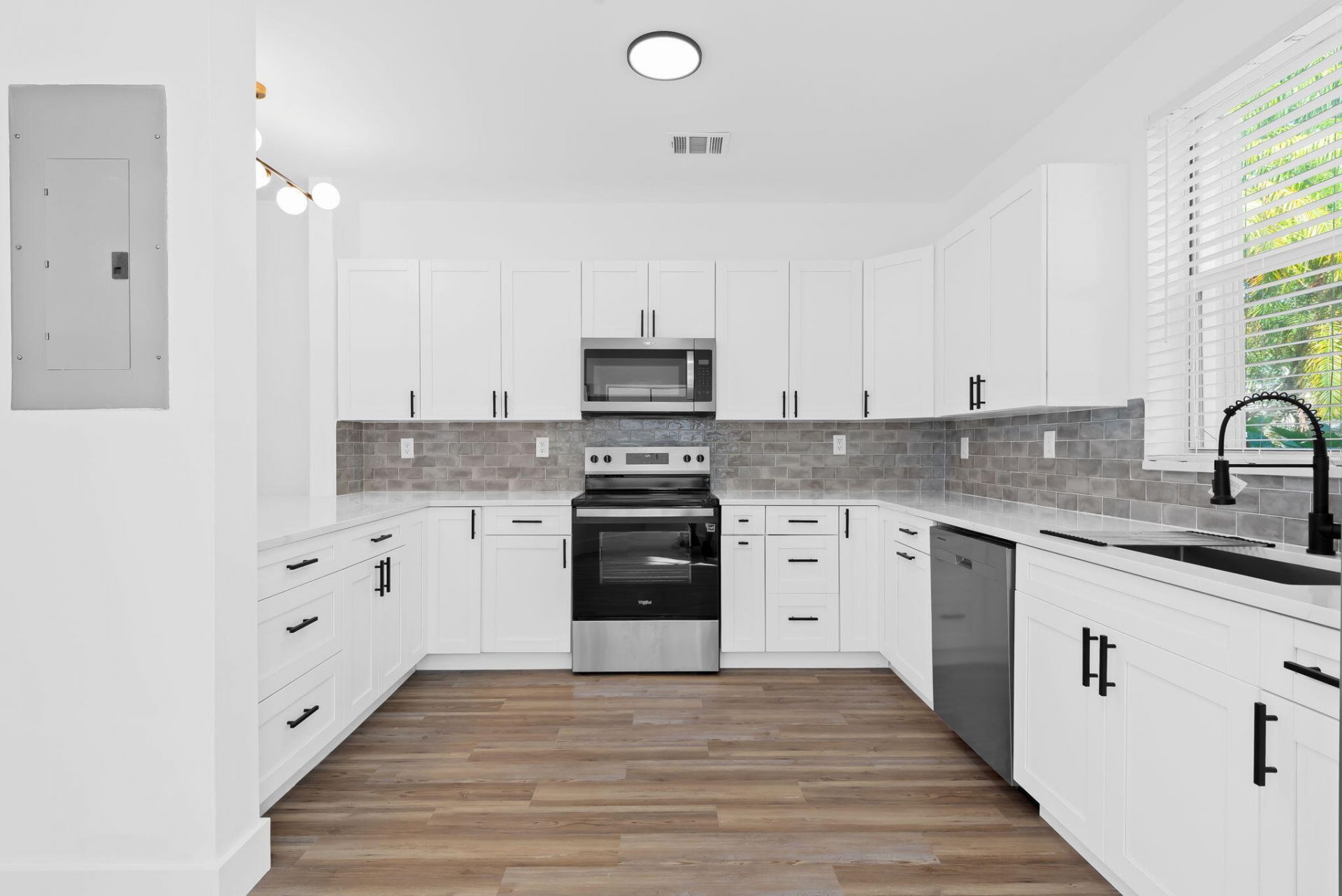 1551 Seagrape Way, Hollywood, FL 33019 Photo