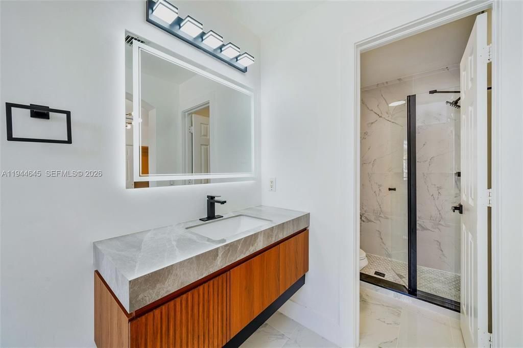 1551 Seagrape Way, Hollywood, FL 33019 Photo