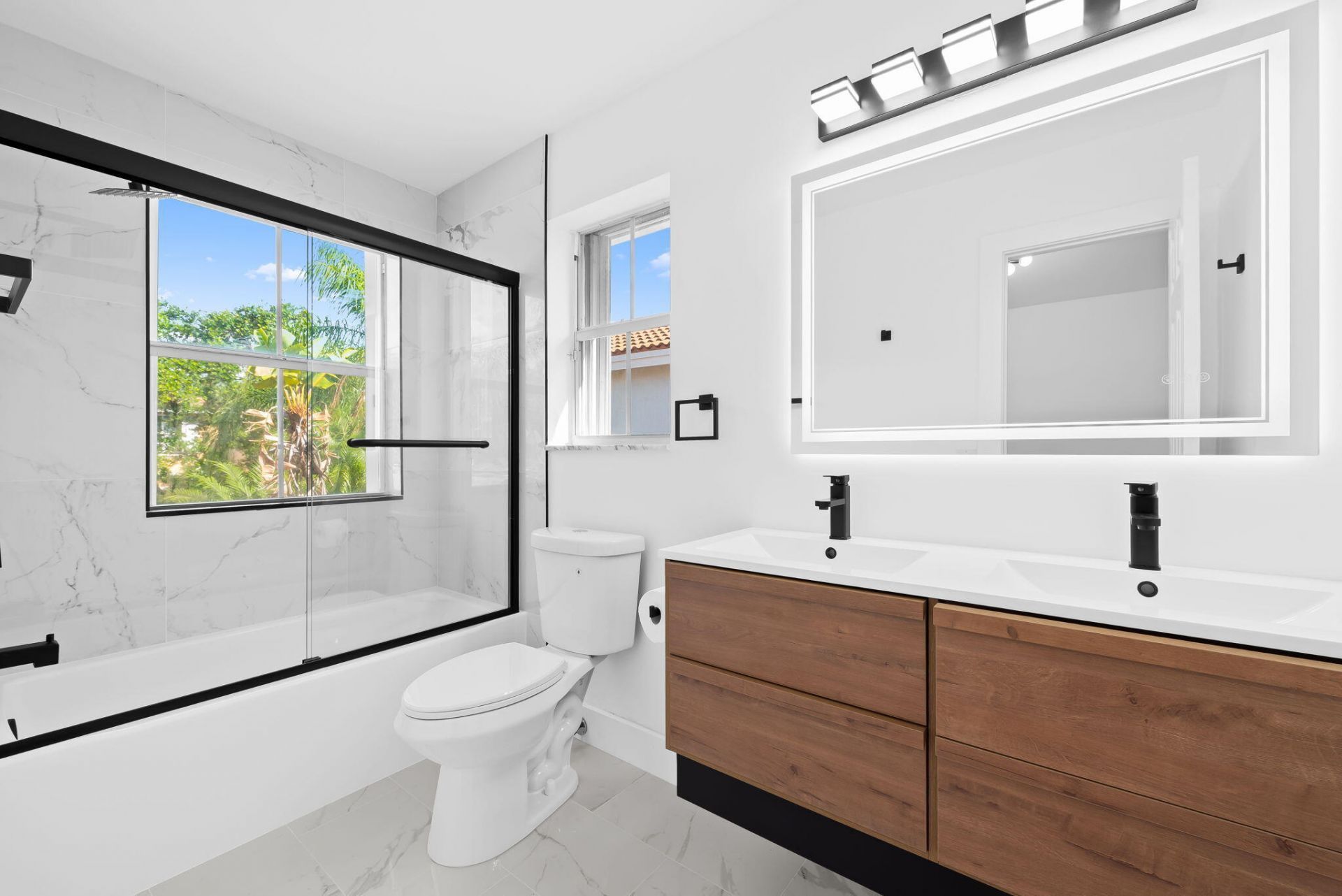 1551 Seagrape Way, Hollywood, FL 33019 Photo