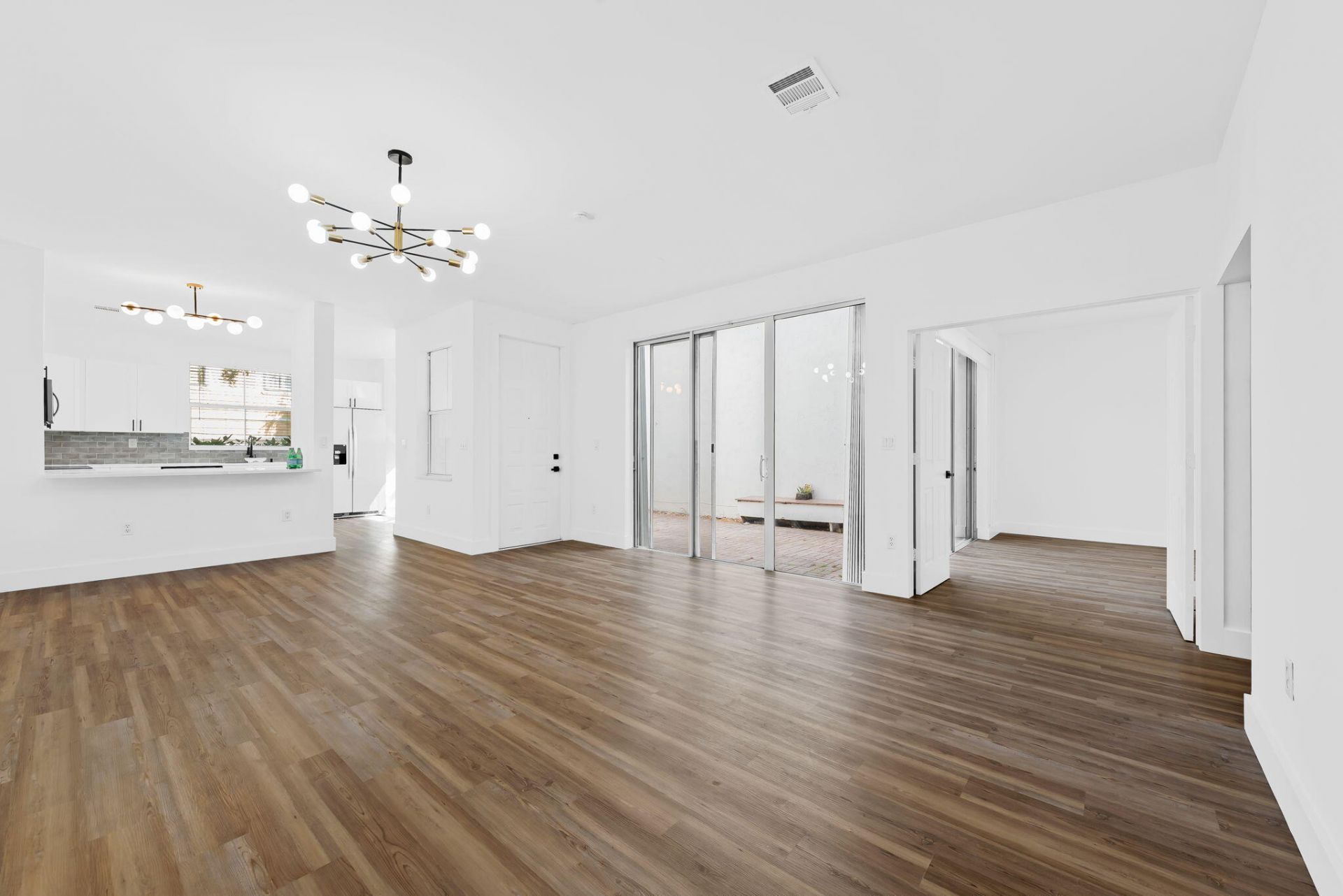 1551 Seagrape Way, Hollywood, FL 33019 Photo