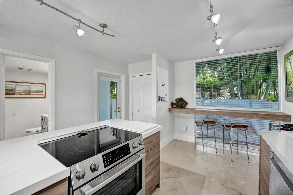 780 Jeffery Street, Unit 6, Boca Raton, FL 33487 Photo