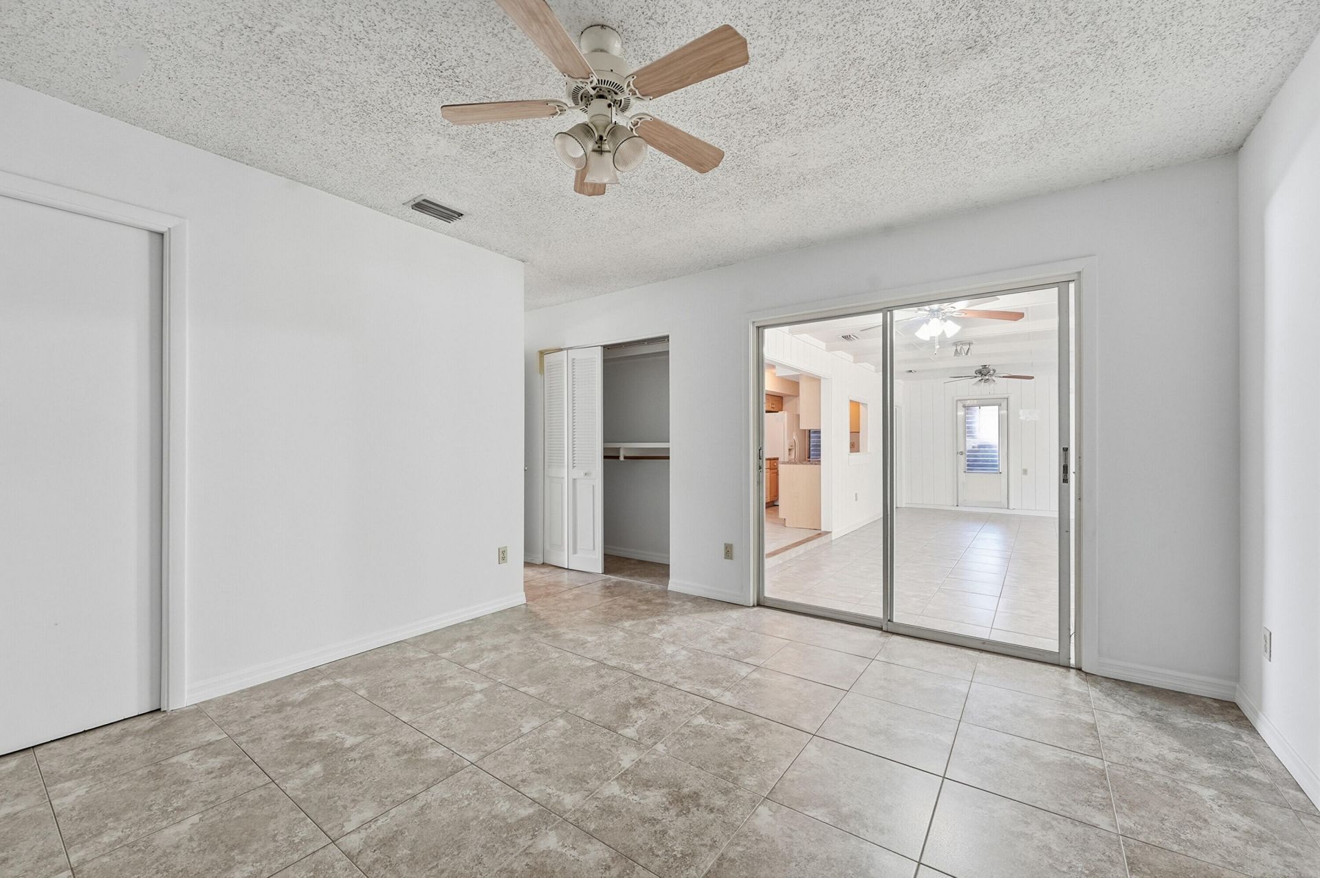 445 NE Armory Circle, Port Saint Lucie, FL 34983 Photo