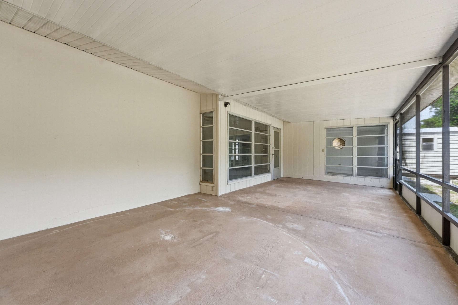 445 NE Armory Circle, Port Saint Lucie, FL 34983 Photo