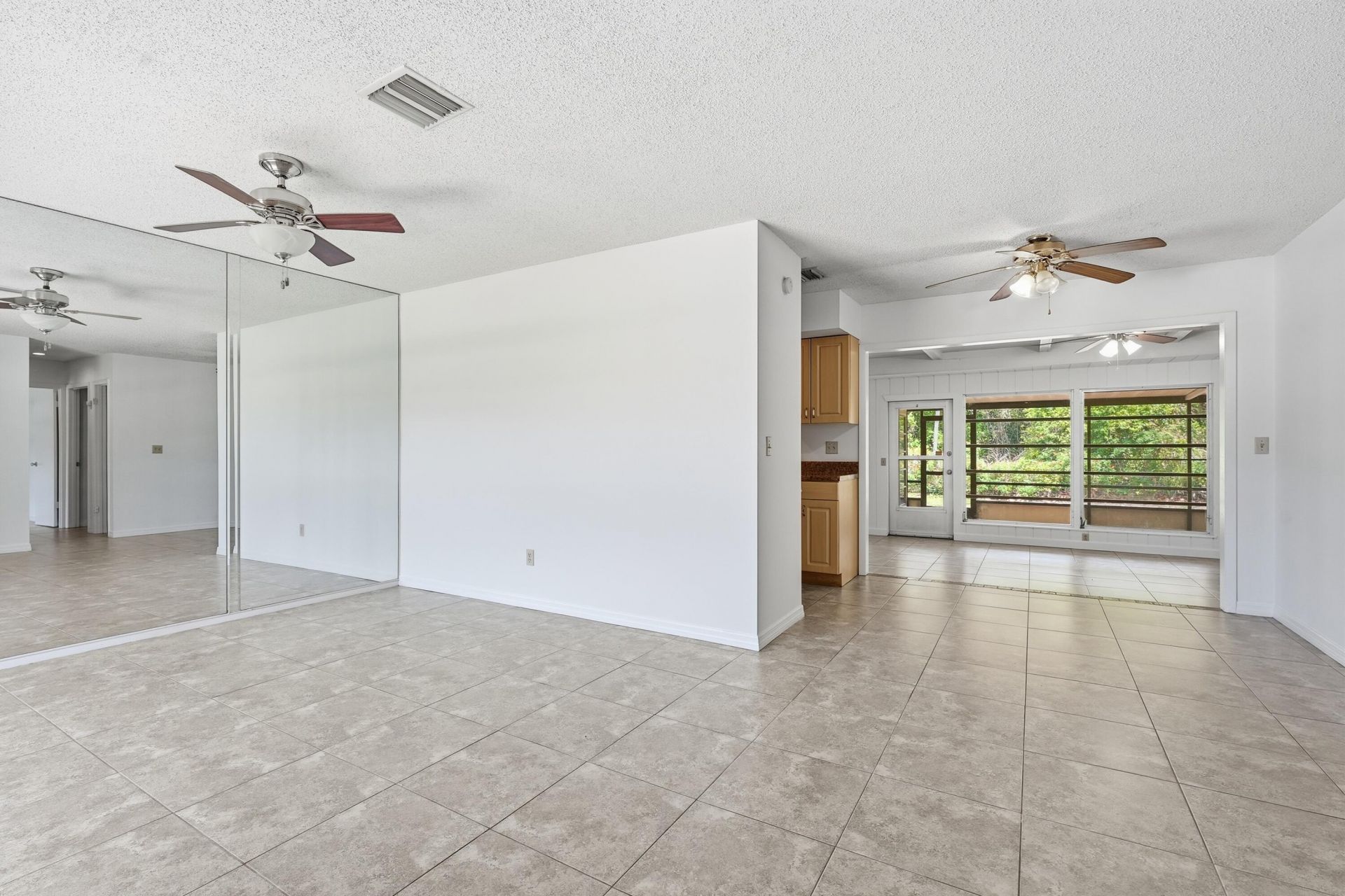 445 NE Armory Circle, Port Saint Lucie, FL 34983 Photo