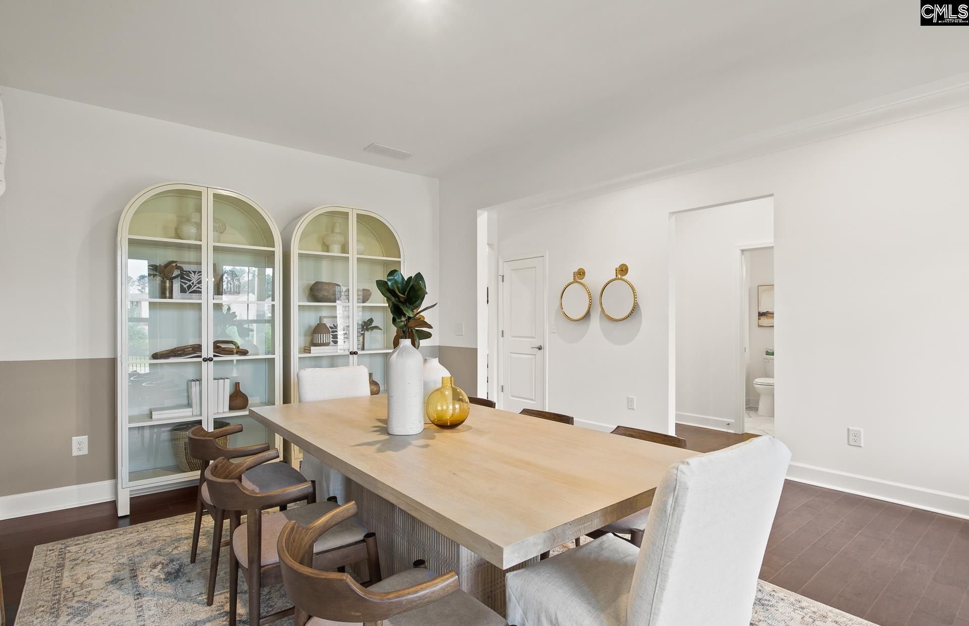 567 Oakleaf Chase Circle Photo 8