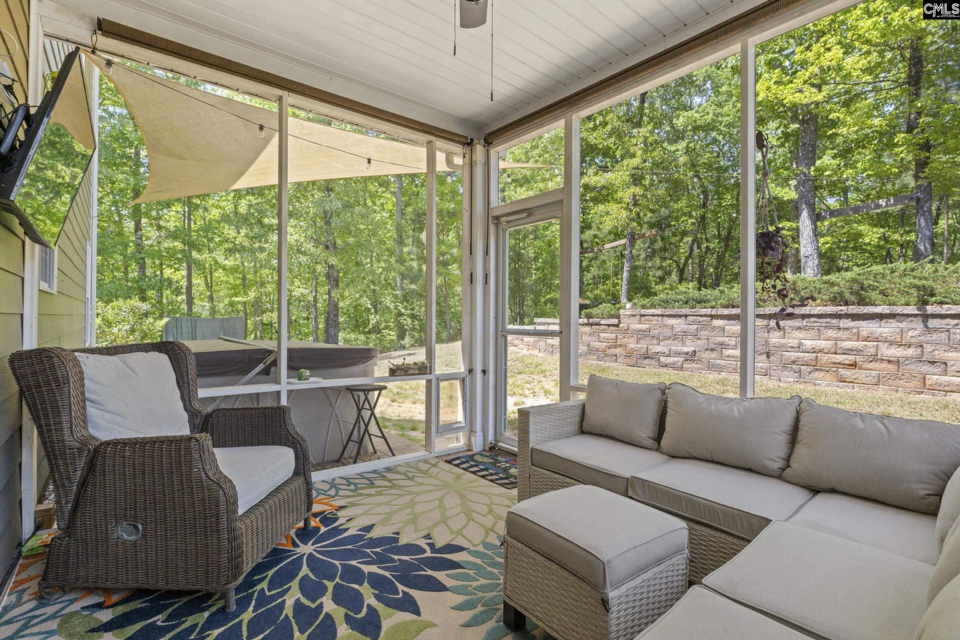 1025 Primrose Drive  Photo 10