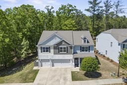 1025 Primrose Drive  photo 4