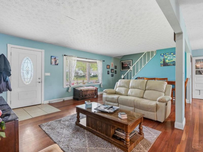 626 W Crescent Drive, Carlisle, OH 45005 Photo 5