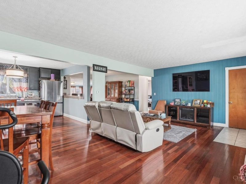 626 W Crescent Drive, Carlisle, OH 45005 Photo 7