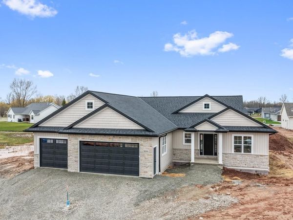 3696 ELLA JO WAY, De Pere, WI 54115