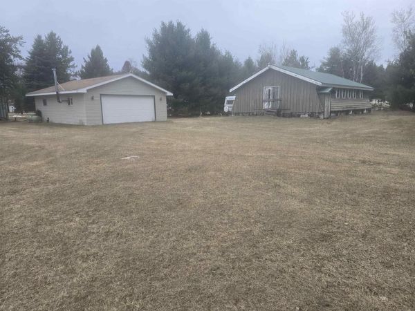 N9423 BRUNETTE LANE, Crivitz, WI 54414