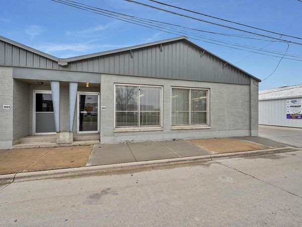 1662 MORROW STREET, Green Bay, WI 54302