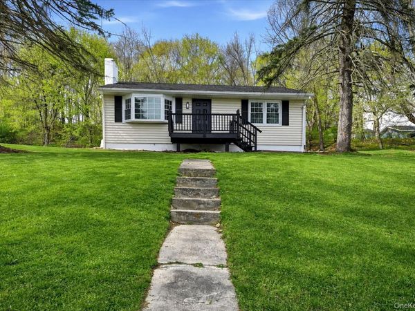 68 Hillcrest Drive , Poughkeepsie, NY 12603