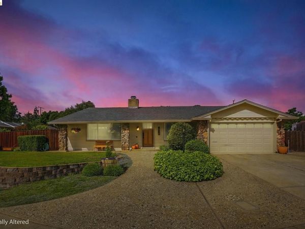 2438 Merritt Pl, Livermore, CA 94550