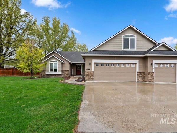 6424 Ustick Road, Nampa, ID 83687