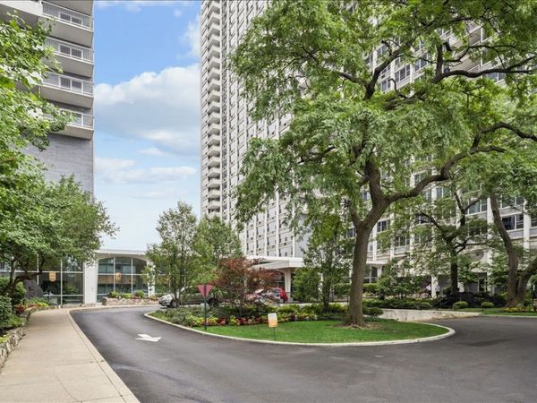 4250 N Marine Drive, Unit 2836, Chicago, IL 60613
