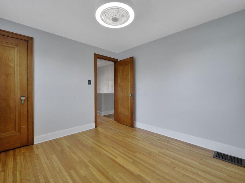 792 Thurman Avenue, Columbus, OH 43206 Photo 14