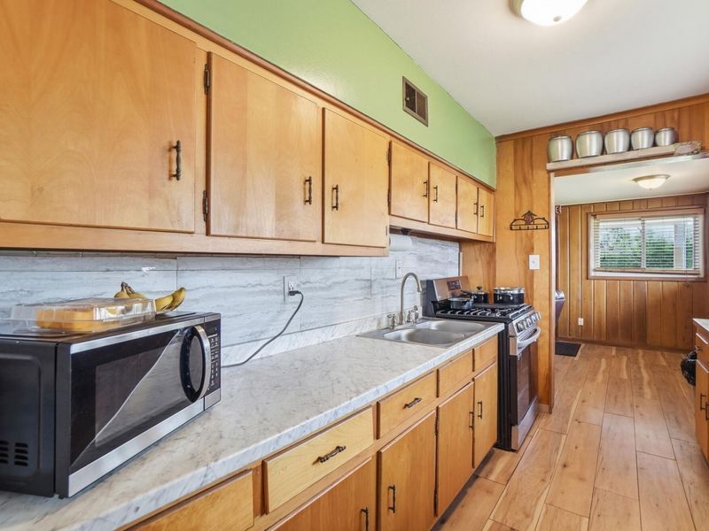 424 Wolfe Avenue , Columbus, OH 43213 Photo 12