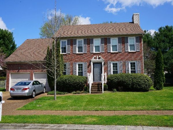 2006 Glastonbury Dr, Franklin, TN 37069