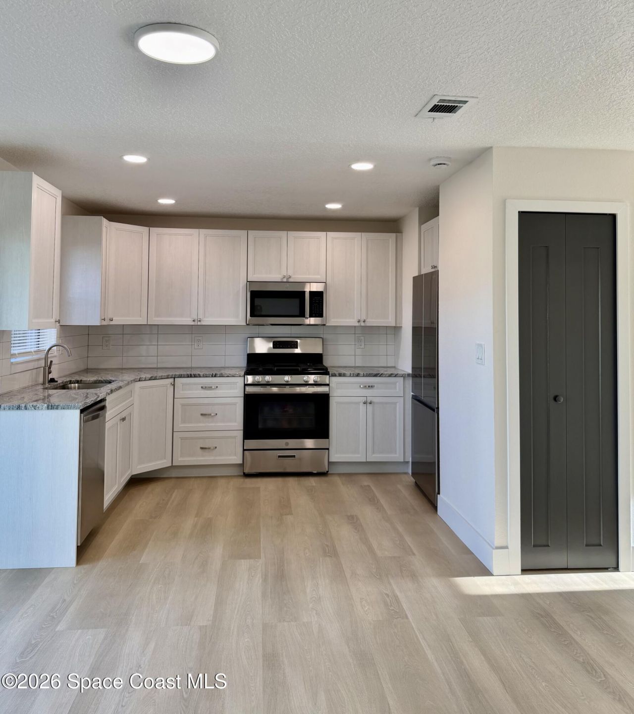 557 Chantilly Drive, Melbourne, FL 32935 Photo