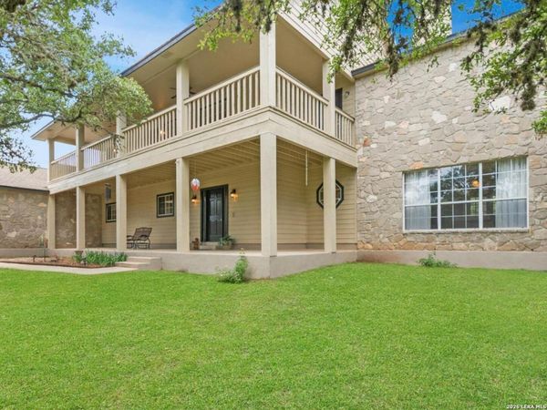 8519 ALYDAR CIR, Boerne, TX 78015