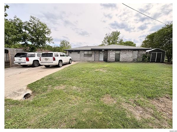 407 Peterson, Kerrville, TX 78028