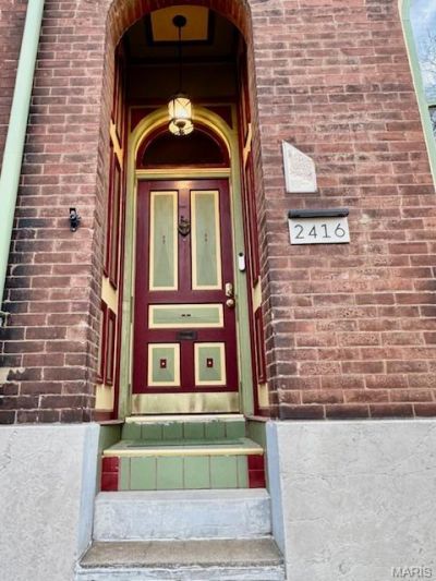 2416 S 18th Street , Saint Louis, MO 63104 Main Photo