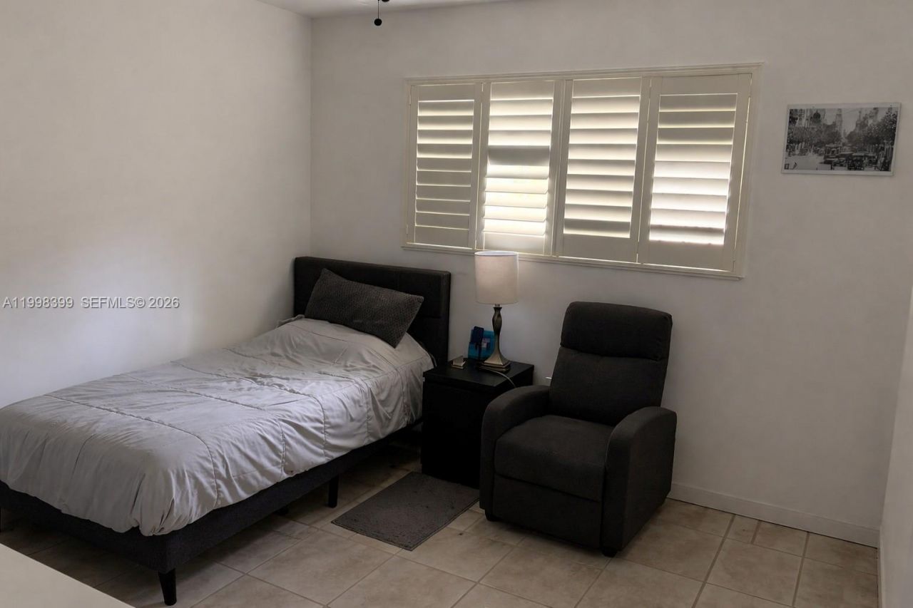 10321 SW 17th St, Miami, FL 33165 Photo