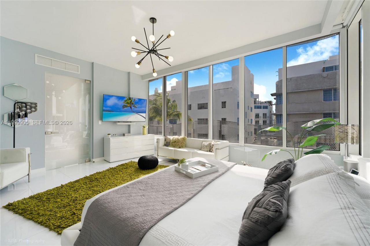 2100 Park Ave, Unit 210, Miami Beach, FL 33139 Photo