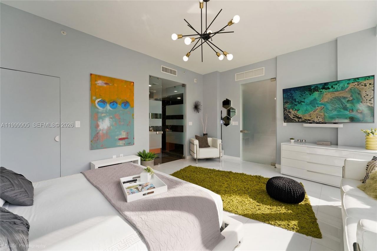 2100 Park Ave, Unit 210, Miami Beach, FL 33139 Photo