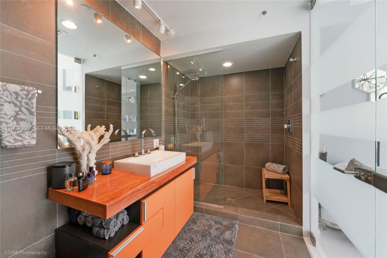 2100 Park Ave, Unit 210, Miami Beach, FL 33139 Photo