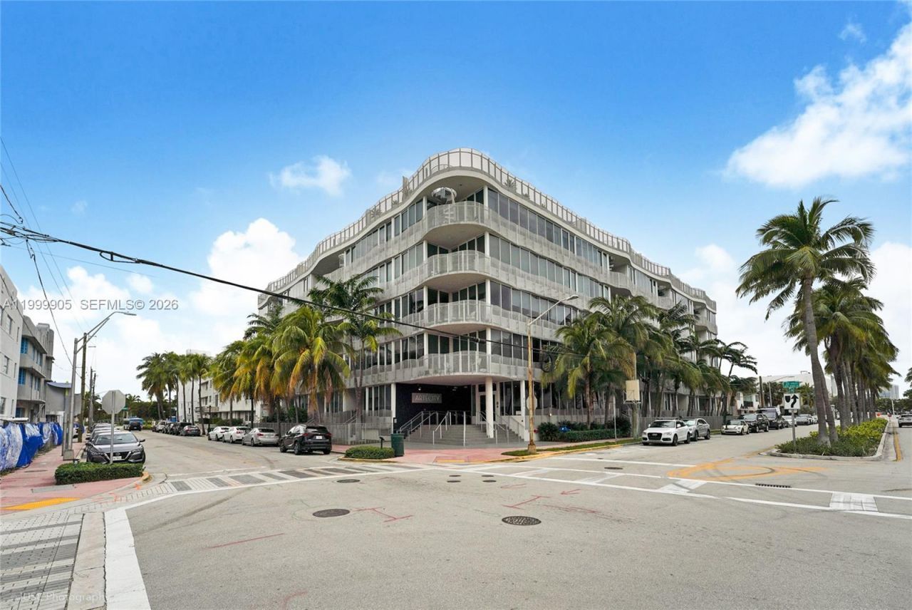 2100 Park Ave, Unit 210, Miami Beach, FL 33139 Photo